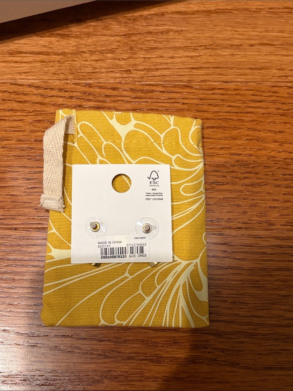 Madewell Gold Ruffle Earring - Picture 2 of 2